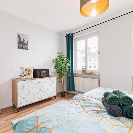 Smart Home - Wuppertal - Perfect For 6 Guests - Central - Netflix - Schwebebahn - Free Parking Zone 외부 사진