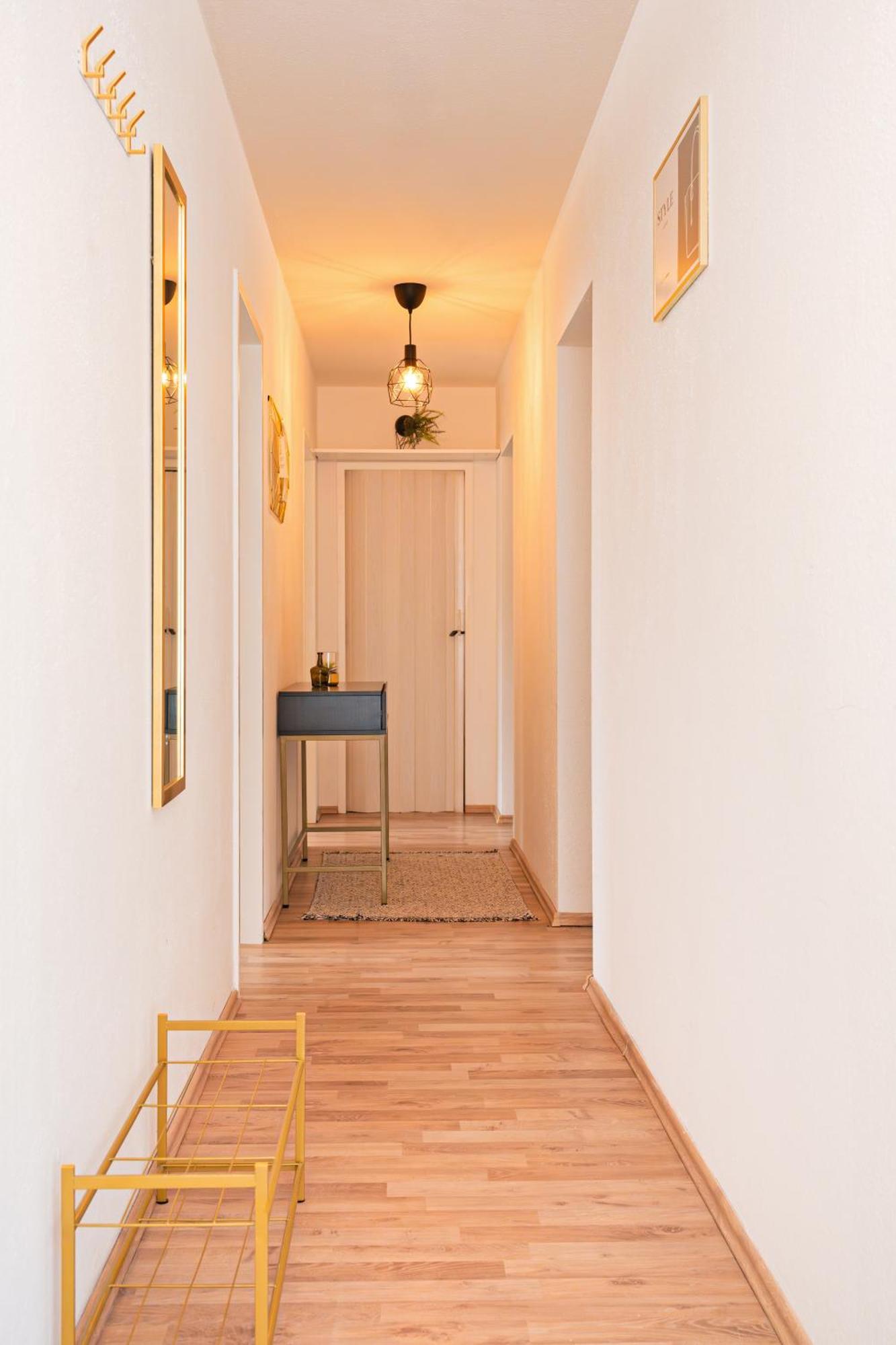 Smart Home - Wuppertal - Perfect For 6 Guests - Central - Netflix - Schwebebahn - Free Parking Zone 외부 사진